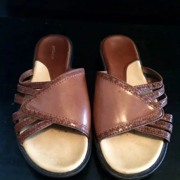 Croft and Barrow Strappy Slide Sandals - Picture 6 of 8